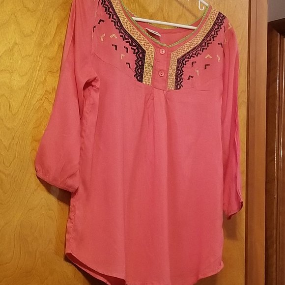 Newstar Tops - COPY - Peachy Top